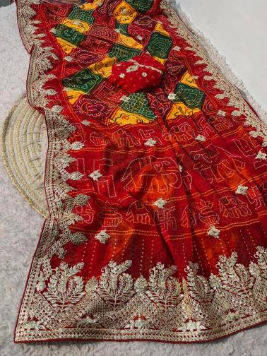 Vinayak bandej gotapatti surat saree shops